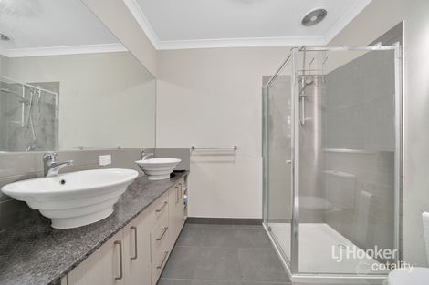 Property photo of 46 Glenfern Circuit Truganina VIC 3029