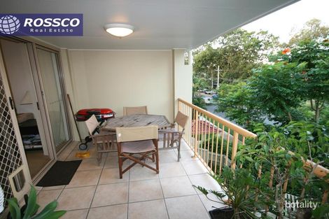 Property photo of 77 Fairley Street Indooroopilly QLD 4068