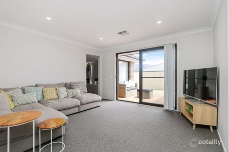 Property photo of 50 Kidd Circuit Goulburn NSW 2580