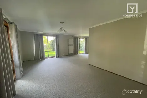 Property photo of 21 Delatite Avenue Shepparton VIC 3630