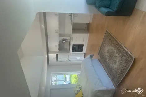 2 Noella Ct, Bundall, QLD 4217