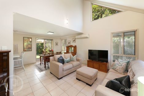 Property photo of 19 Saint Clair Crescent Wishart QLD 4122