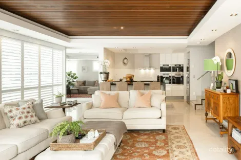 8 Beaufort Lane, Clayfield, QLD 4011