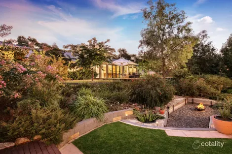 25 Lauren Ct, Table Top, NSW 2640