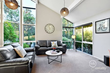 17 Kelway Cres, Eltham North, VIC 3095