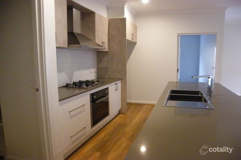 Property photo of 27 Bannon Avenue Sunbury VIC 3429