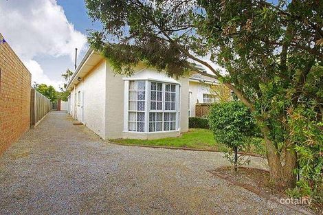 Property photo of 7 Newman Avenue Carnegie VIC 3163