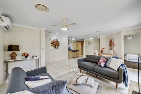 Property photo of 7 Homebush Crescent Sinnamon Park QLD 4073