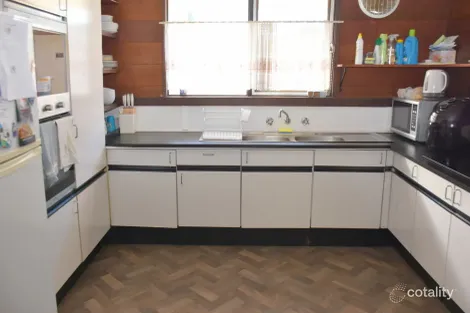 Property photo of 15 Delander Crescent Moree NSW 2400