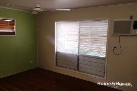 Property photo of 14 Chifley Court Moranbah QLD 4744