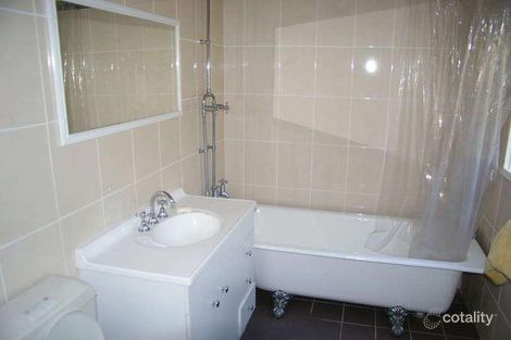 Property photo of 2 Omar Street Ipswich QLD 4305