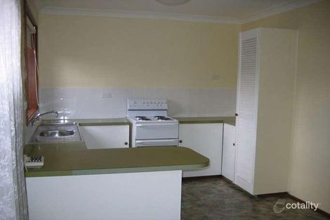 Property photo of 9 Marloo Crescent Kooringal NSW 2650