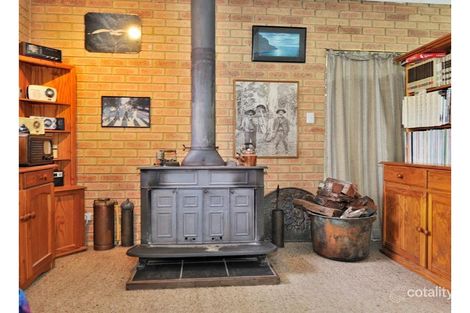 Property photo of 3 Mudalla Way Koongamia WA 6056