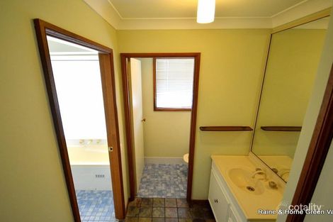 Property photo of 12 Haslewood Place Hinchinbrook NSW 2168