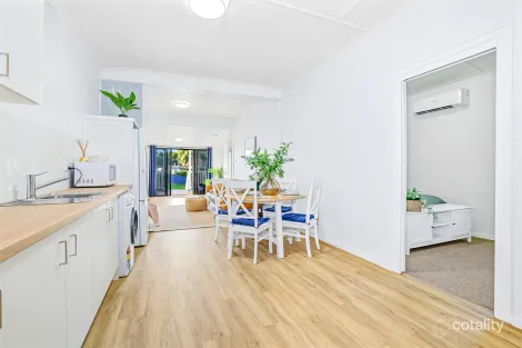 Property photo of 19 Roden Street Keppel Sands QLD 4702