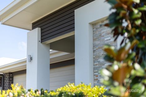 Property photo of 8 Lapis Street Caloundra West QLD 4551