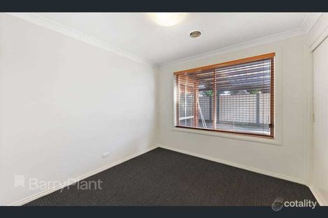 Property photo of 12 Duneed Way Delahey VIC 3037