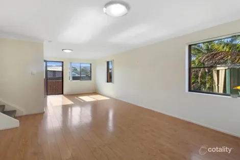 Property photo of 6/96 Central Road Unanderra NSW 2526