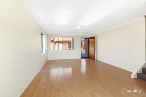 Property photo of 6/96 Central Road Unanderra NSW 2526