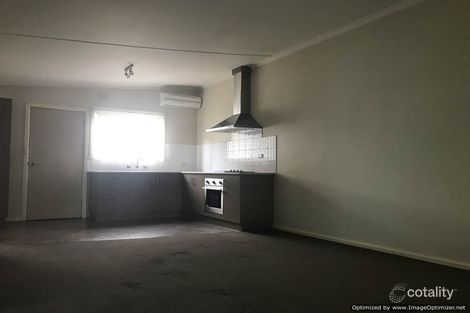 Property photo of 2/4 Grosvenor Court Bairnsdale VIC 3875
