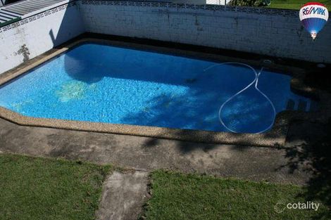 Property photo of 73 Savoy Drive Broadbeach Waters QLD 4218