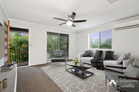 Property photo of 9 Dornock Drive Boronia Heights QLD 4124