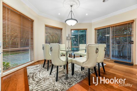 17 Arrino Cres, Hallam, VIC 3803