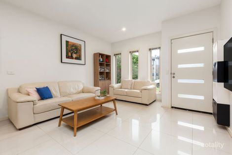 Property photo of 30 Dalveen Road Ivanhoe VIC 3079