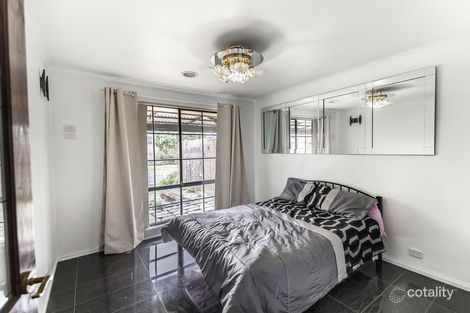 Property photo of 50 Rossiter Avenue Roxburgh Park VIC 3064