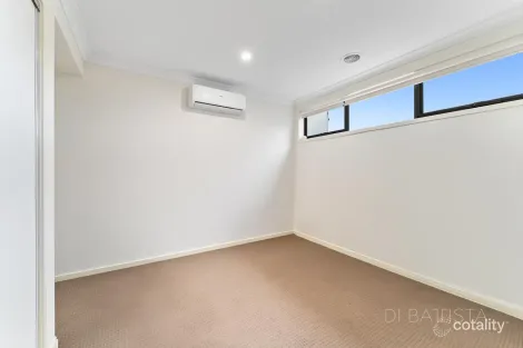 Property photo of 43 Foundry Circuit Beveridge VIC 3753