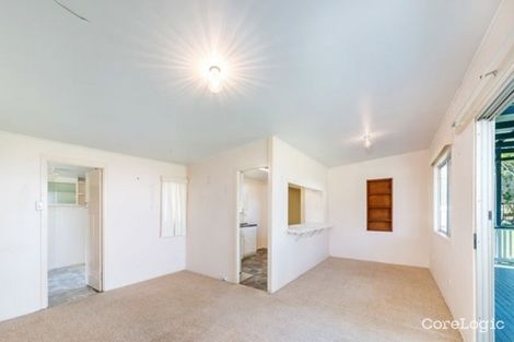 Property photo of 171 Bishop Road Beachmere QLD 4510