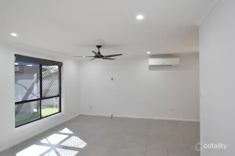 Property photo of 5 Carinya Drive Clinton QLD 4680