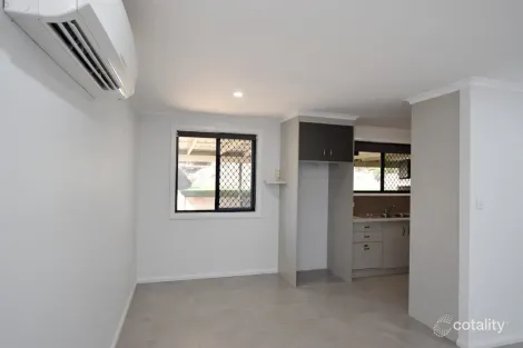 Property photo of 5 Carinya Drive Clinton QLD 4680