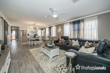 44 Brixton Cres, Ellenbrook, WA 6069