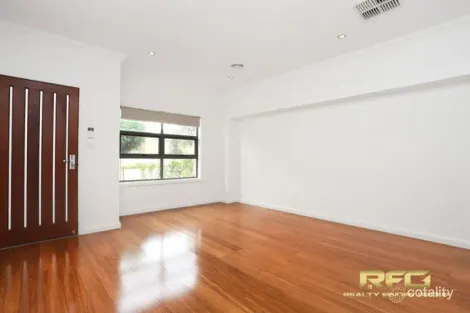 Property photo of 320 Furlong Road St Albans VIC 3021