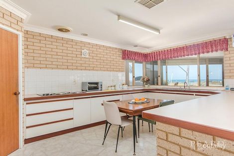 Property photo of 80 Warnbro Beach Road Waikiki WA 6169