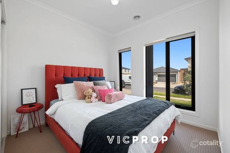 Property photo of 17 Cherish Drive Tarneit VIC 3029
