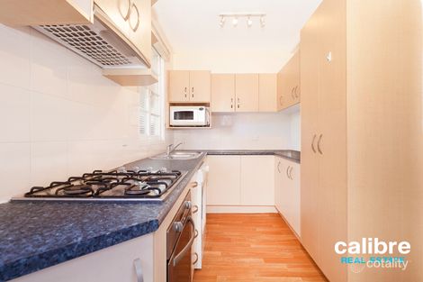 Property photo of 1/79 Birley Street Spring Hill QLD 4000