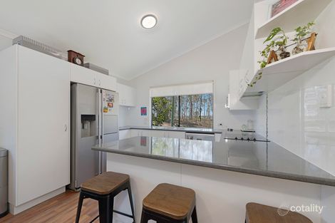 Property photo of 96 River Road Bungadoo QLD 4671