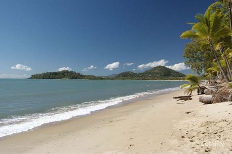 Property photo of 15/1766 Captain Cook Highway Clifton Beach QLD 4879