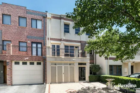 Property photo of 5 Jezabeel Court Flemington VIC 3031