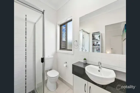Property photo of 5 Bligh Close Urraween QLD 4655