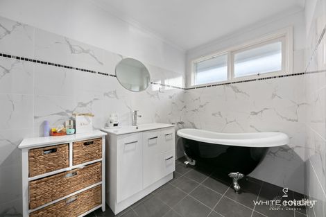 Property photo of 62 Chester Crescent Deer Park VIC 3023