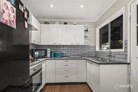 Property photo of 3 Duncan Redbank Plains QLD 4301