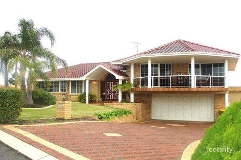 Property photo of 4 Ebony Court Halls Head WA 6210