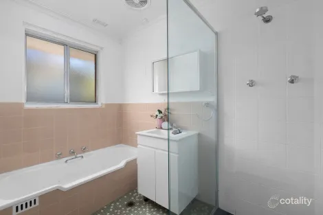 Property photo of 24 Basedow Street Torrens ACT 2607