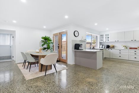 Property photo of 1 Jared Place Wynnum West QLD 4178