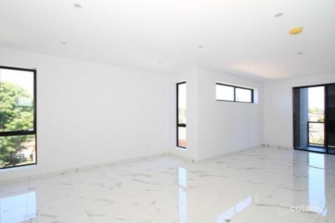 Property photo of 5/4 Mayberry Crescent Liverpool NSW 2170