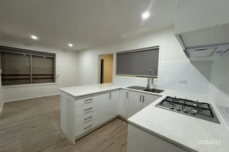 Property photo of 8 Lee Street St Albans VIC 3021