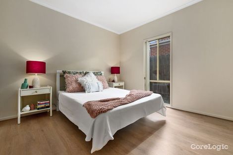 Property photo of 33/17 Crestmont Drive Melton South VIC 3338